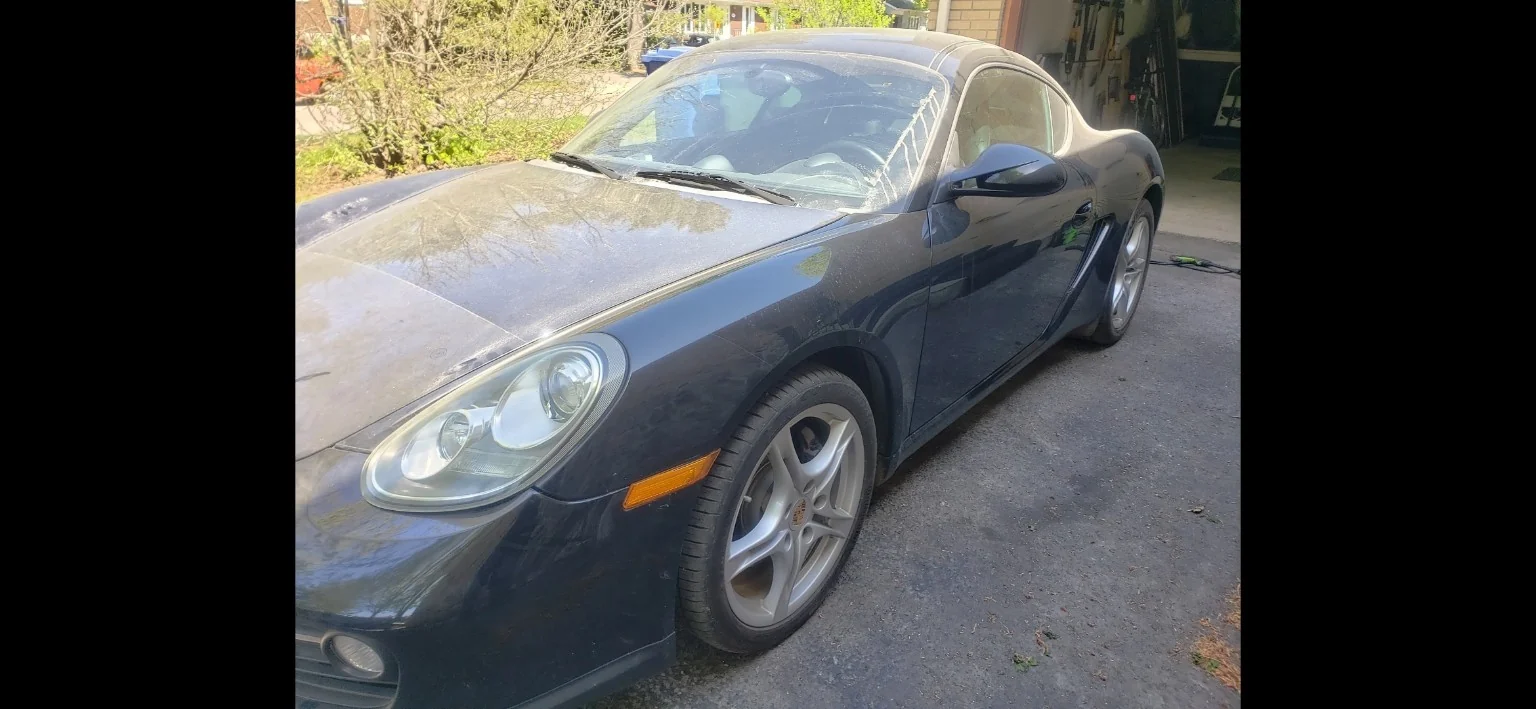 Porsche Cayman avant correction